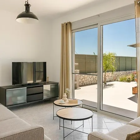 Villa George By Select