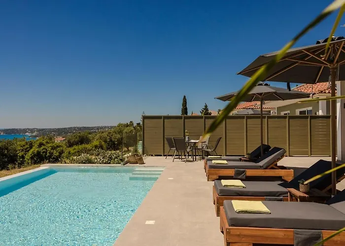 George By Select Villa *